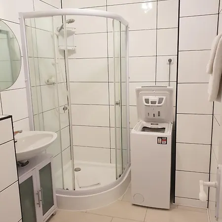 Appartement Ferienwohnung *